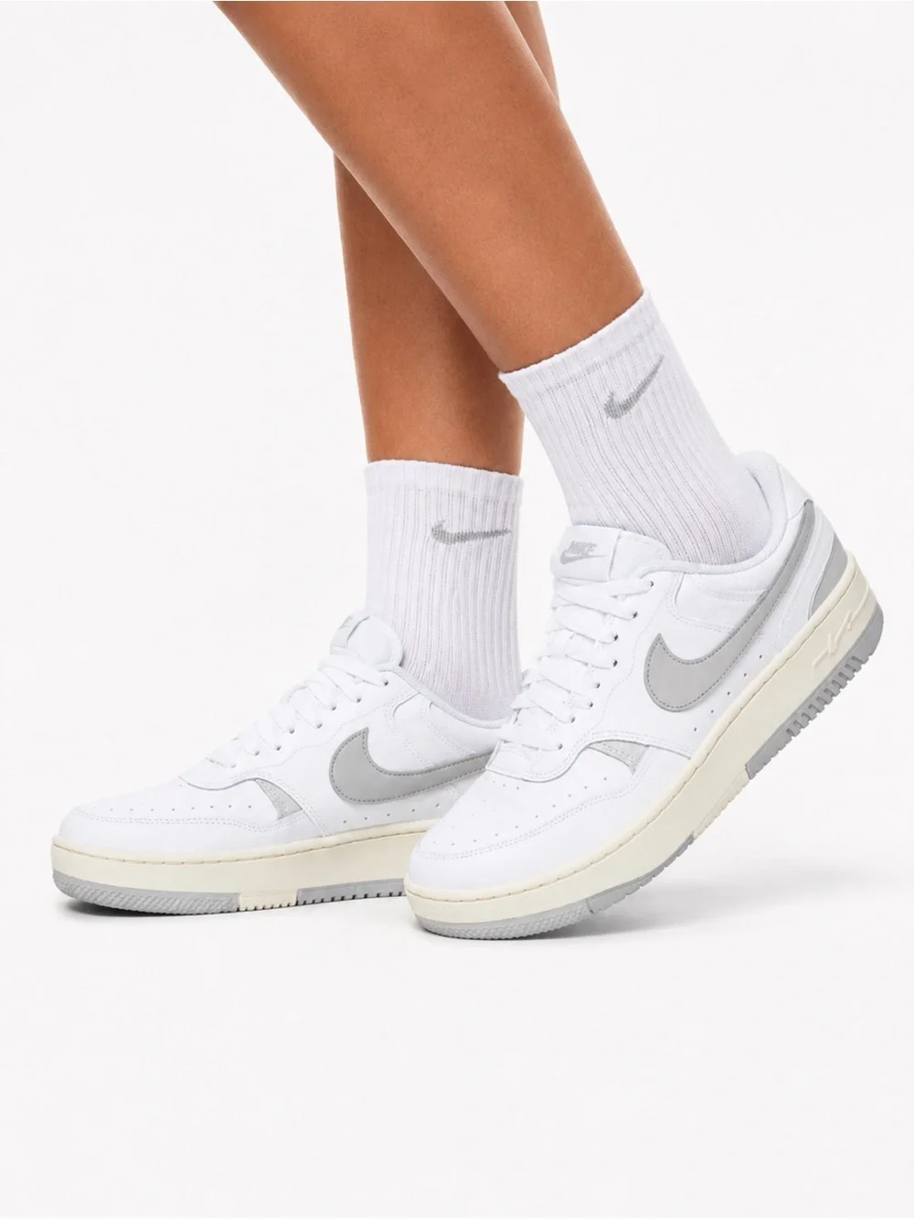 NIKE Gamma Force Sneakers - Women’s White Platform Shoes - Size 8.5 & 9
